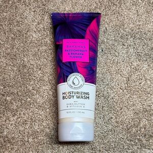 Bath & Body Works Passionfruit & Banana Flower Body Wash